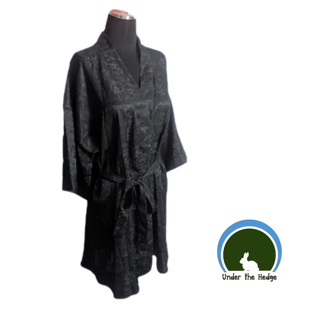 Vtg Fredericks of Hollywood Black Brocade Kimono Robe | Medium | Goth